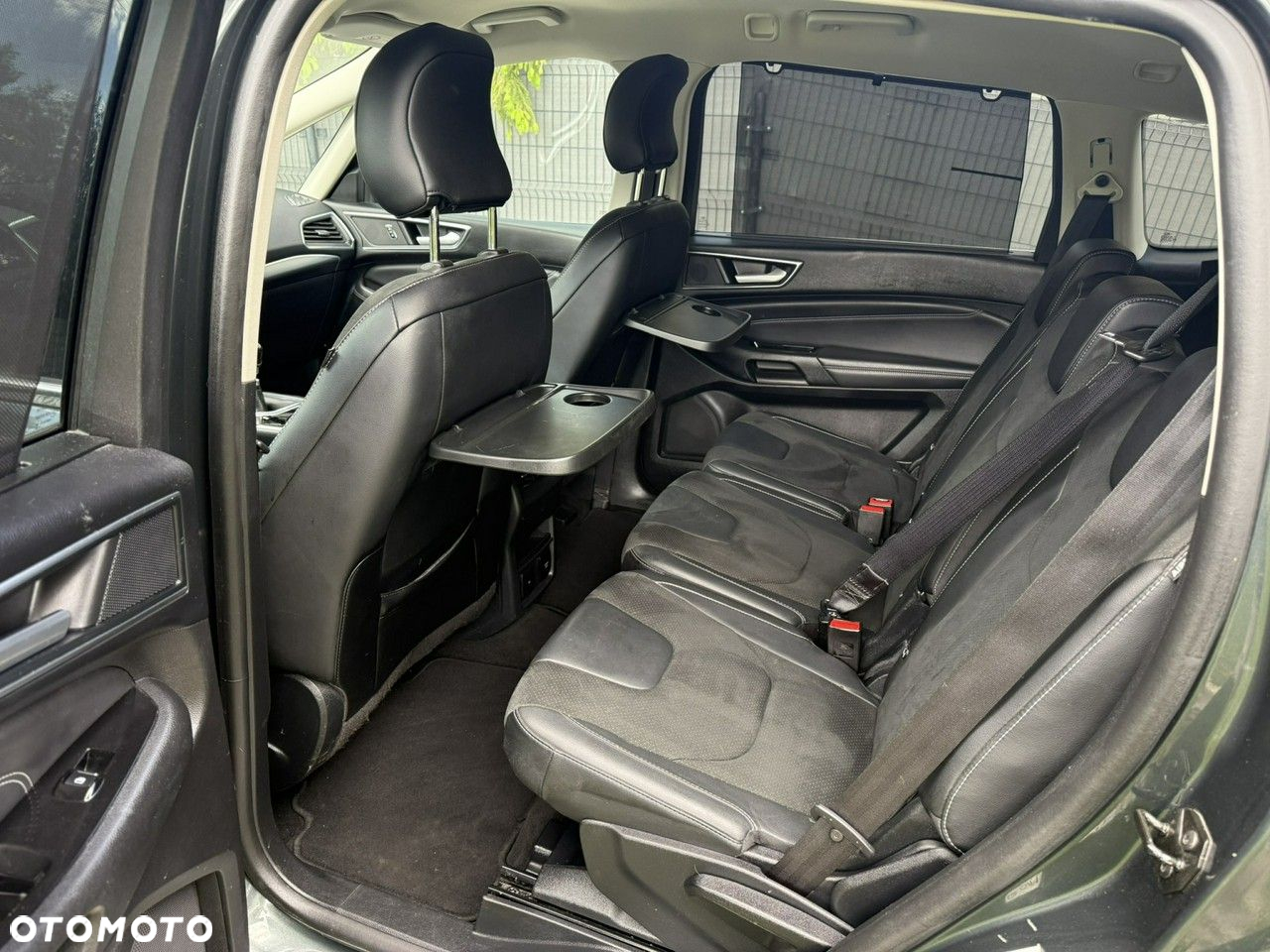 Ford S-Max - 9