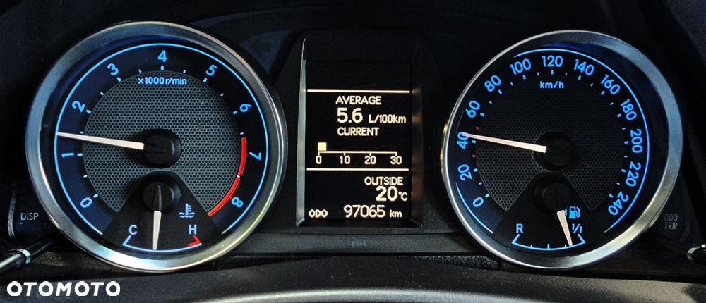 Toyota Auris 1.6 Prestige - 8