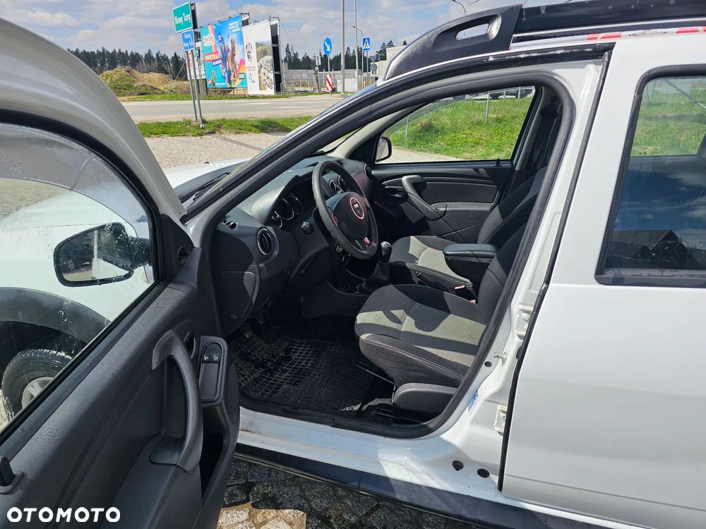 Dacia Duster 1.6 Laureate Euro5 - 22