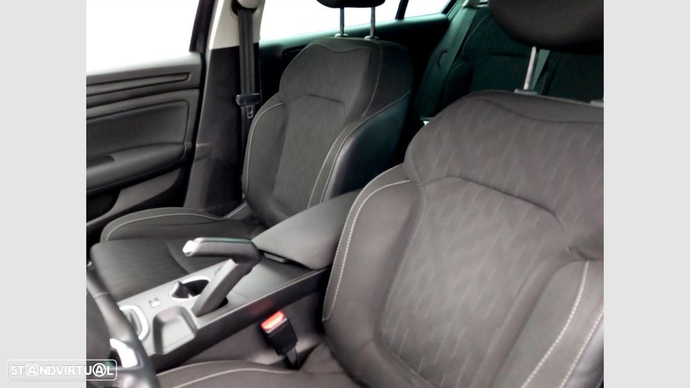 Renault Mégane 1.5 Blue dCi Limited - 12