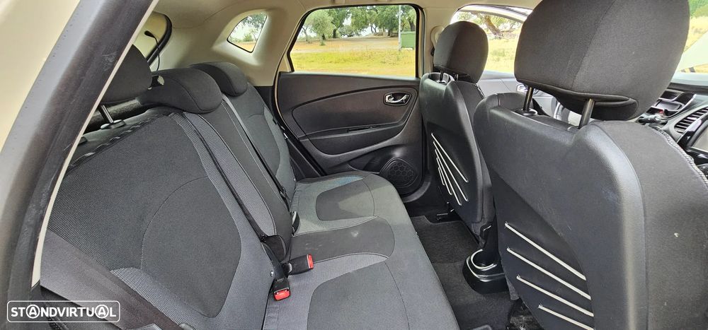 Renault Captur 1.5 dCi Exclusive - 21