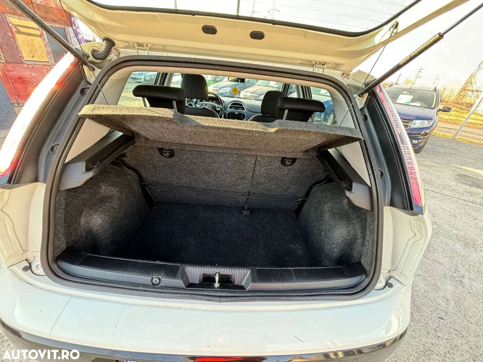 Fiat Punto 1.3 MJet - 11