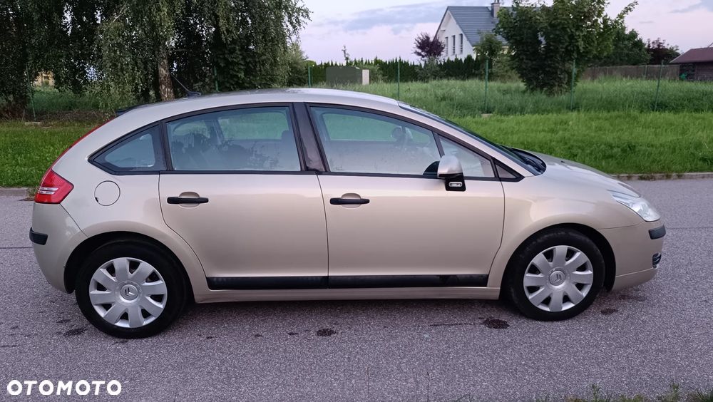 Citroën C4 1.4 16V SX - 8