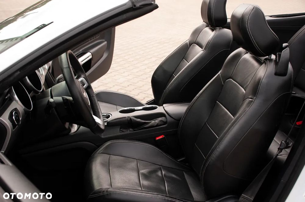 Ford Mustang 5.0 Ti-VCT V8 GT - 38