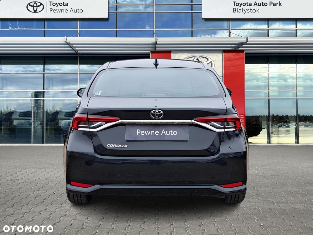 Toyota Corolla - 4