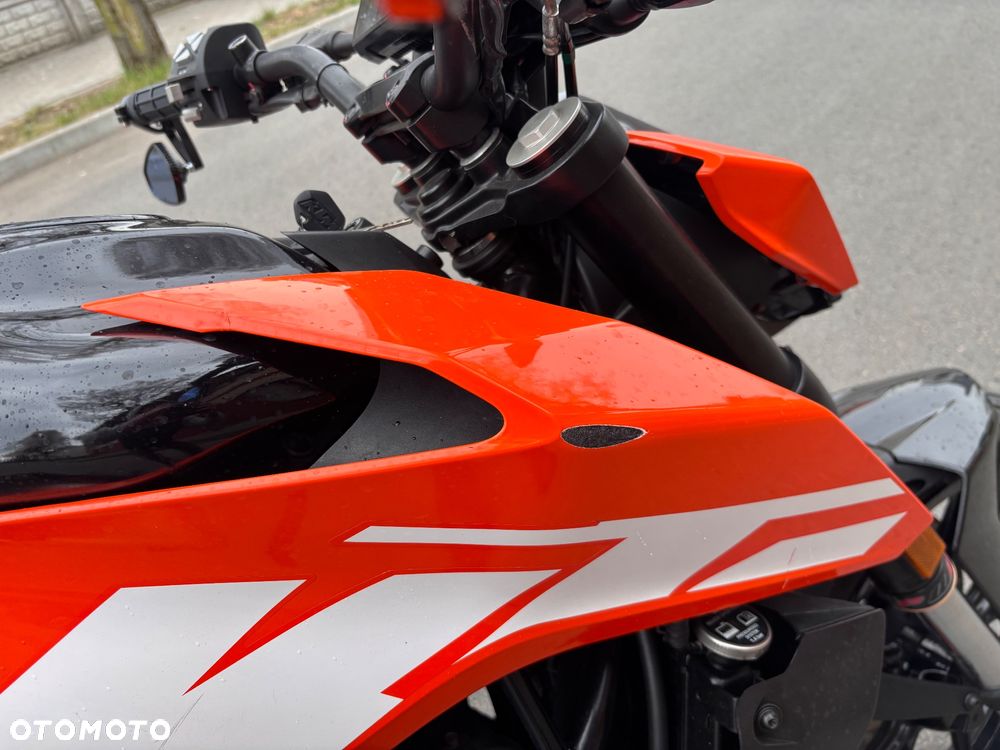 KTM Duke - 17