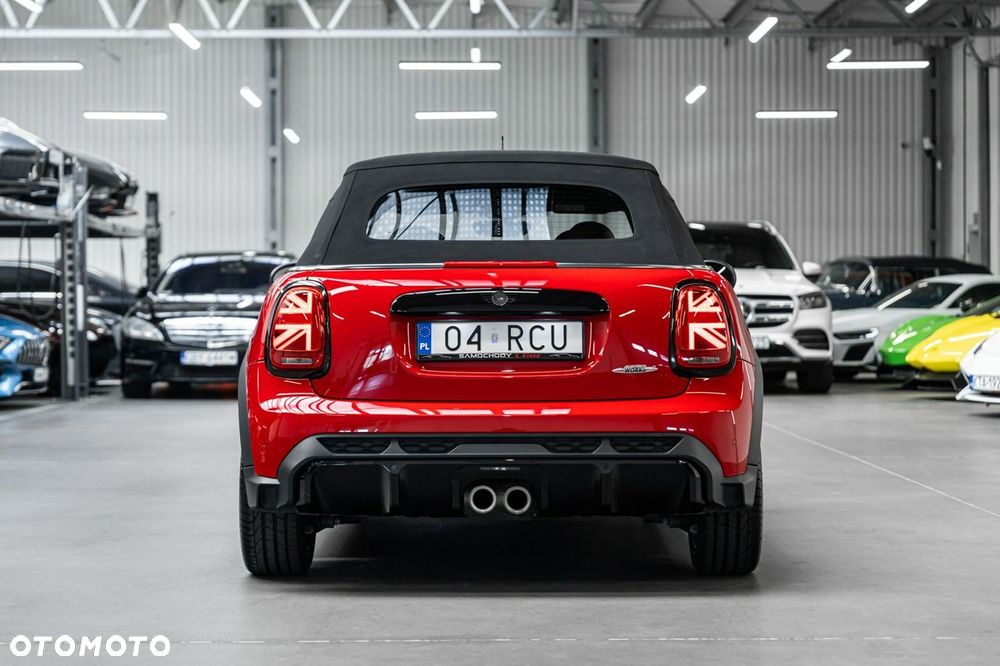 MINI John Cooper Works - 10