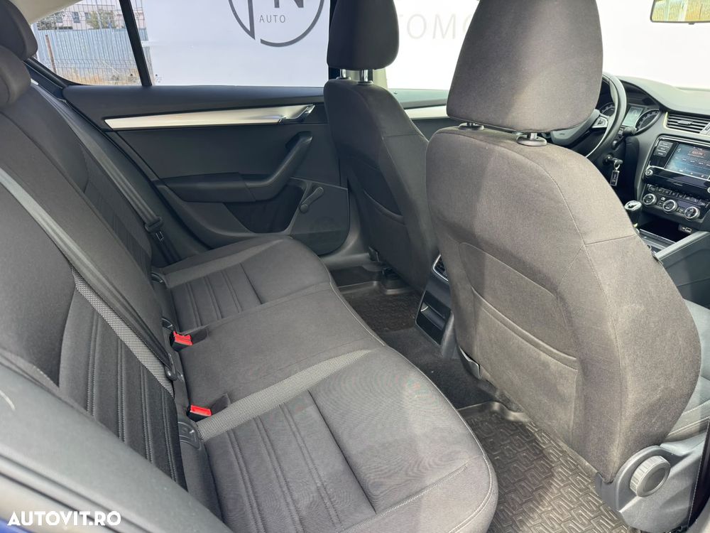 Skoda Octavia 1.6 TDI Active - 12