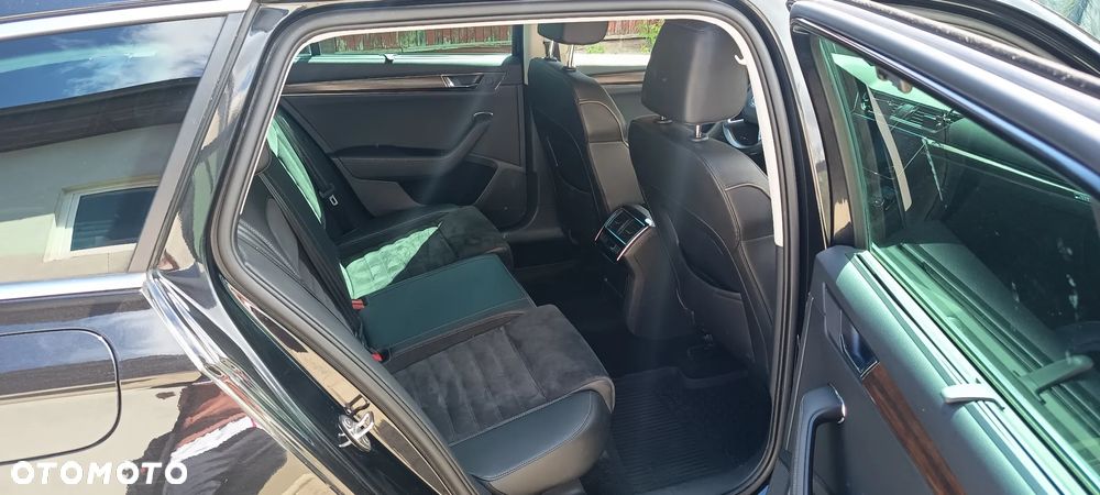 Skoda Superb 2.0 TSI 4x4 Scout DSG - 29