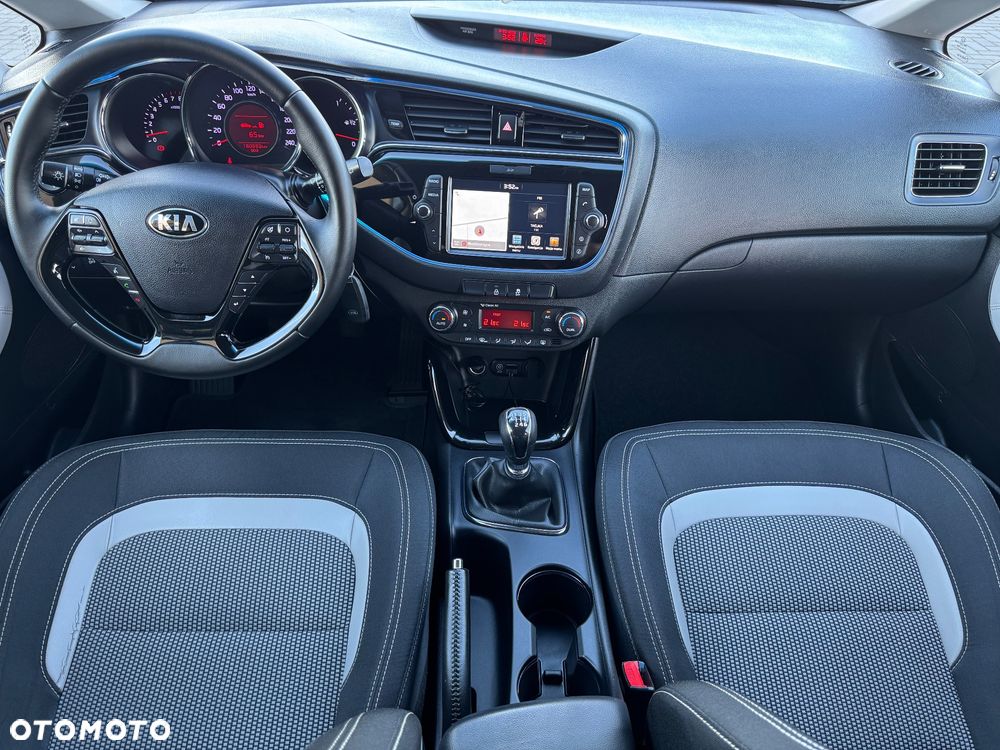 Kia Ceed 1.4 L Business Line - 14