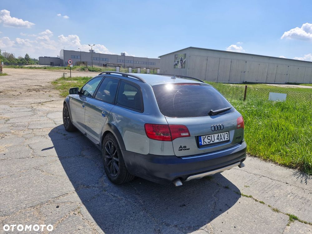 Audi A6 Allroad - 14