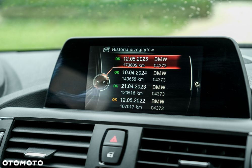 BMW Seria 1 120i M Sport - 34