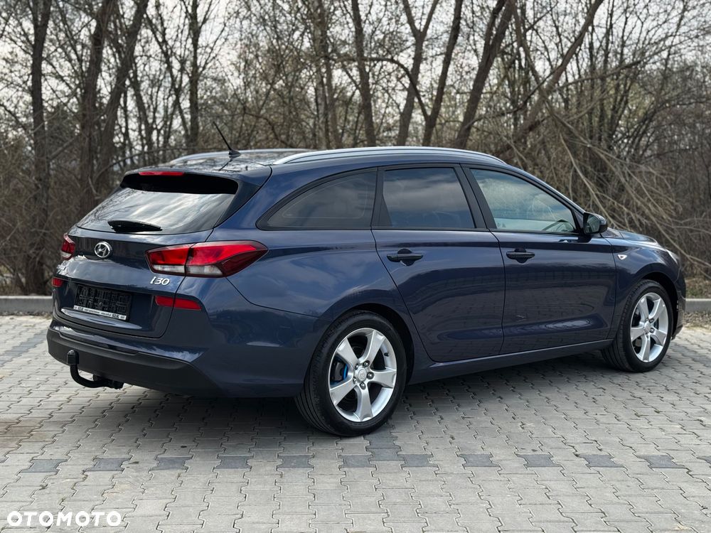 Hyundai i30 1.4 Base - 4