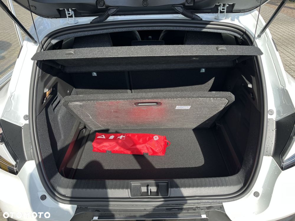 Renault Captur 1.3 TCe mHEV Techno EDC - 17