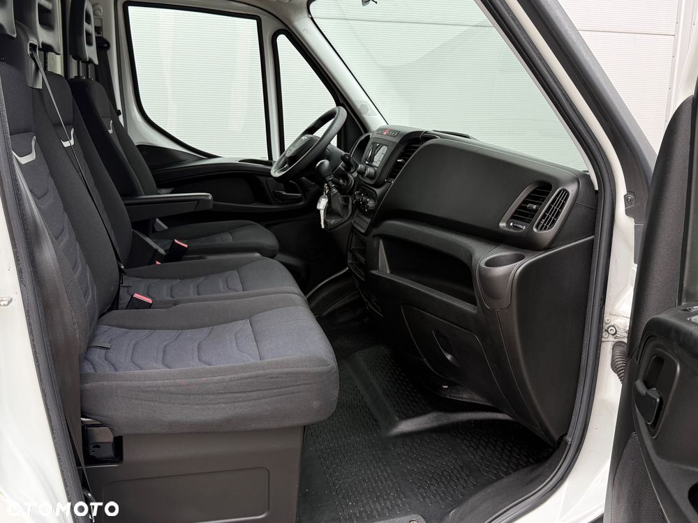 Iveco Daily - 7