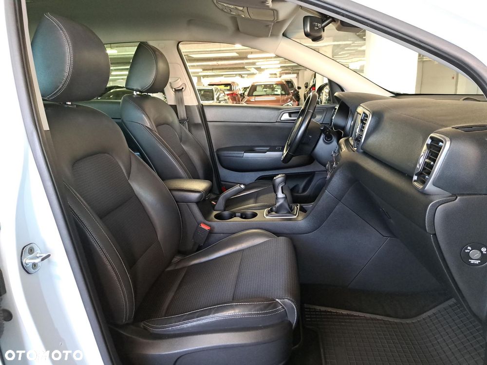 Kia Sportage 1.6 GDI L 2WD - 16