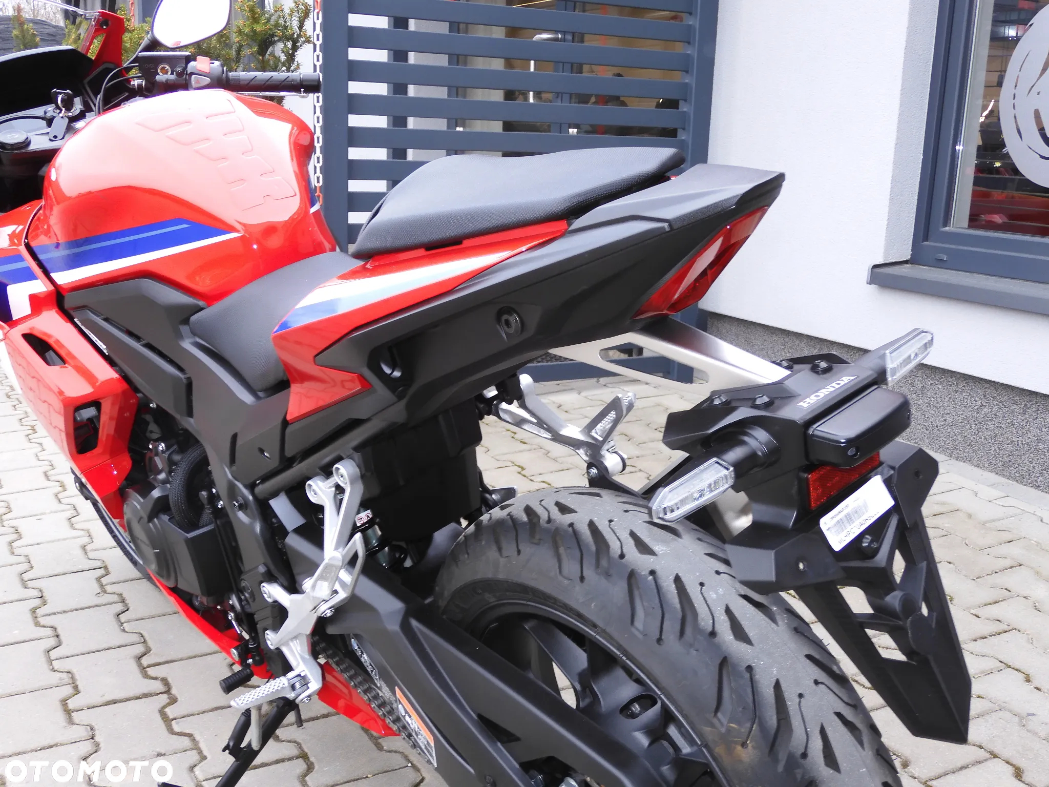 Honda CBR - 33