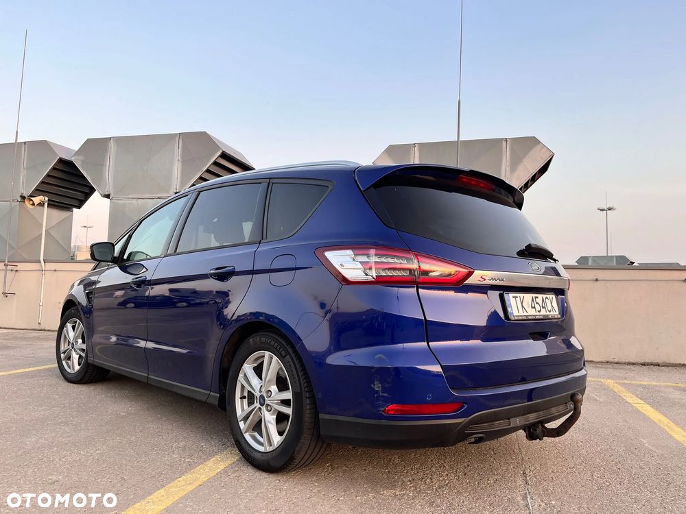 Ford S-Max - 16