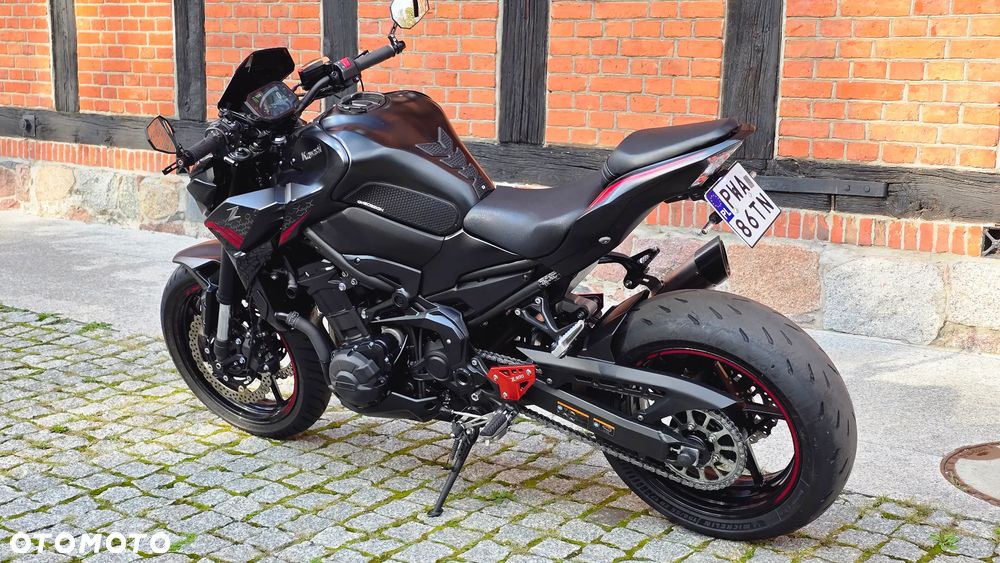 Kawasaki Z 900 - 13