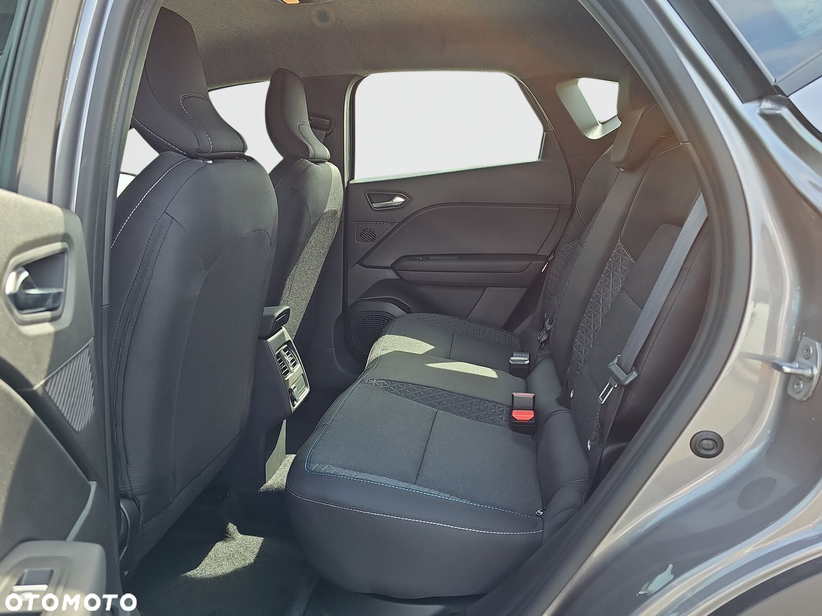 Renault Captur 1.0 TCe Zen - 23