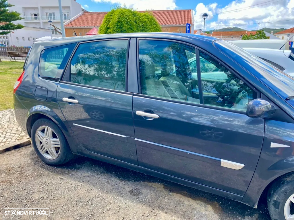 Renault Grand Scénic 1.9 dCi C. Authenti. - 12