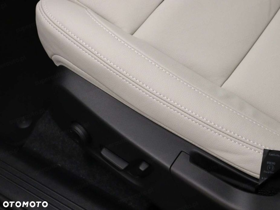Volvo XC 40 - 9