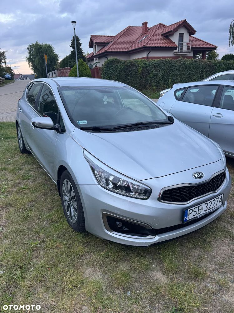 Kia Ceed Cee'd 1.6 CRDi M - 1