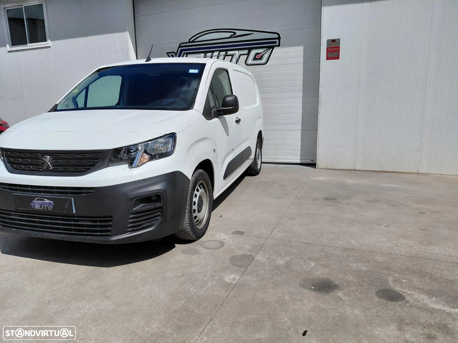 Peugeot Partner  BlueHDi Asphalt Longa - 2