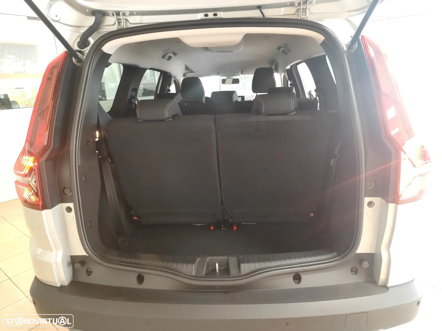 Dacia Jogger 1.0 TCe Comfort 7L - 24