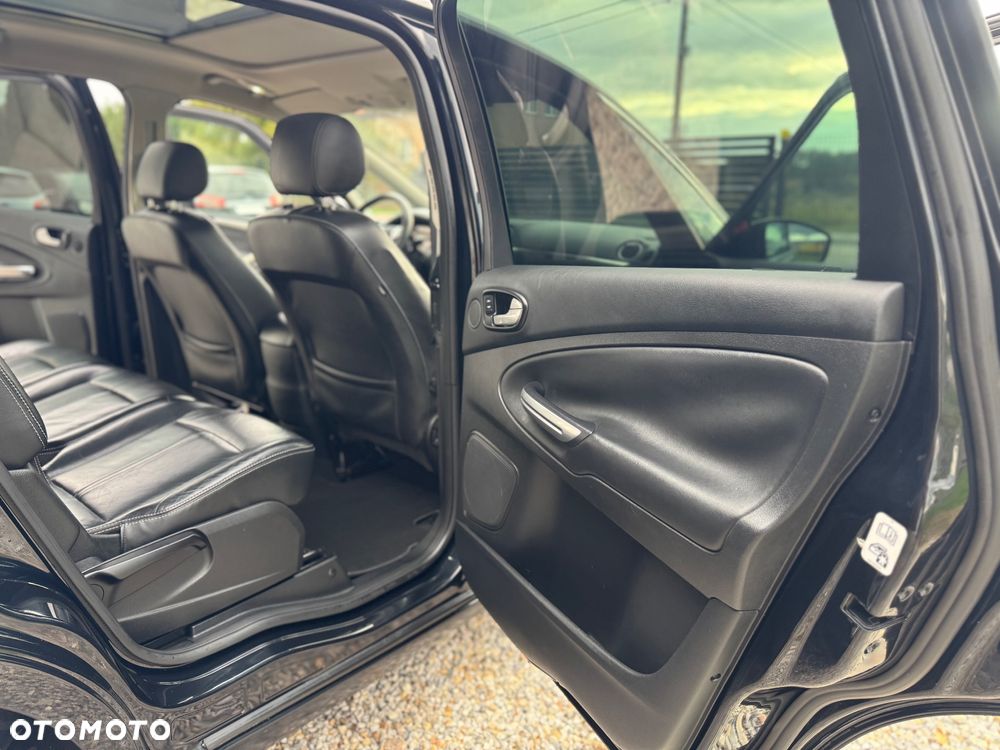 Ford S-Max 2.0 TDCi DPF Titanium X - 22