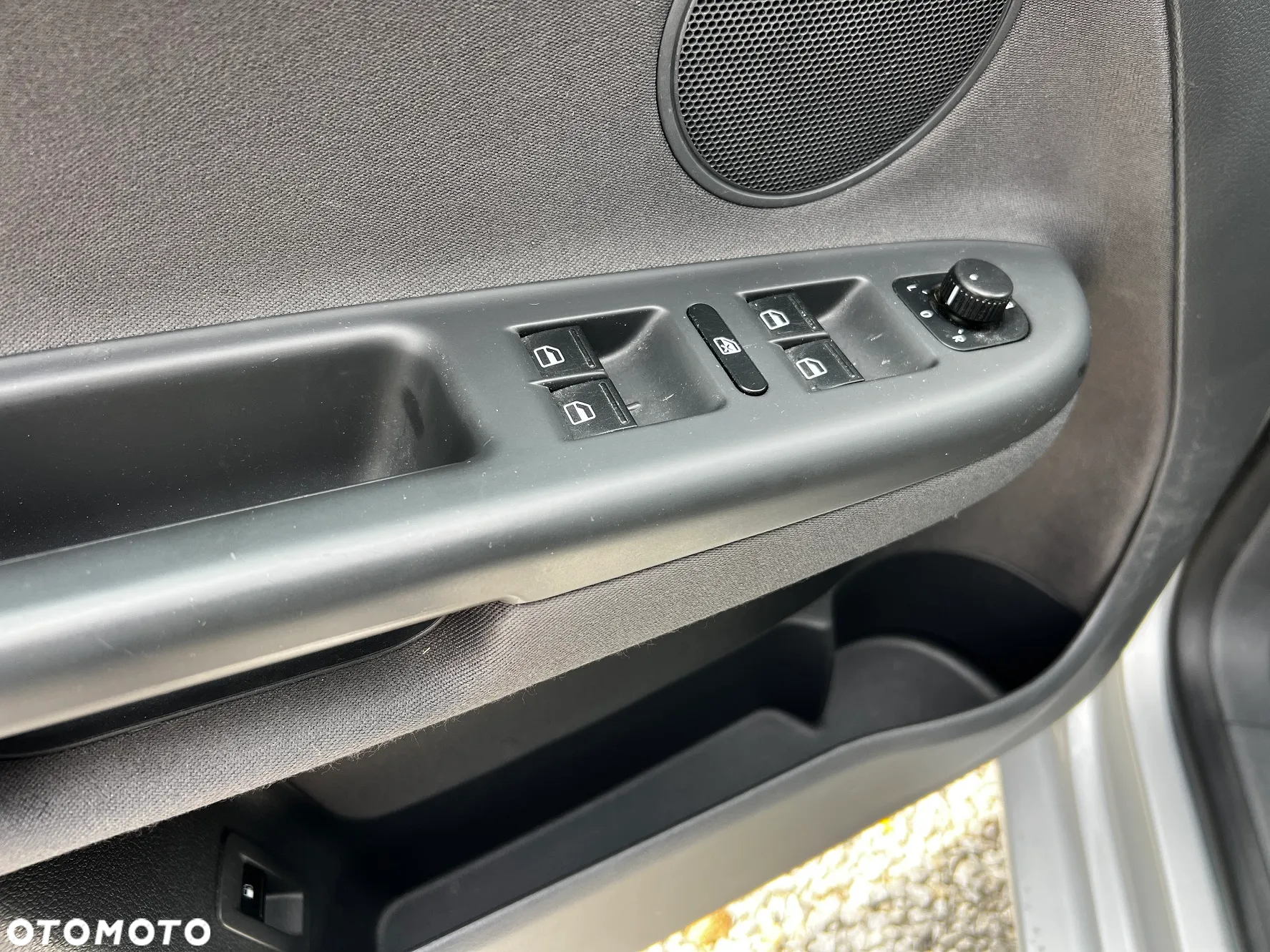 Volkswagen Golf Plus 1.9 TDI Comfortline - 19