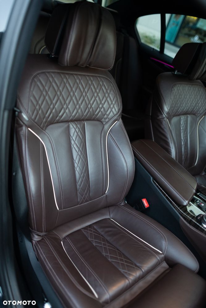 BMW Seria 5 530i M Sport Edition - 15