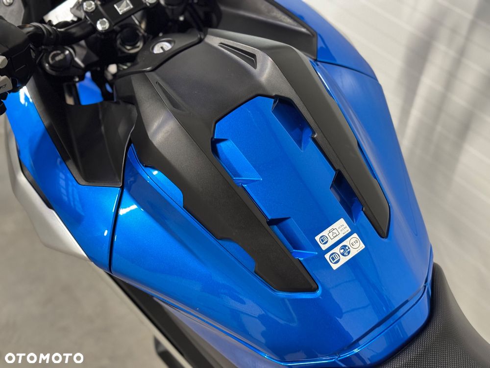 Honda NC - 27