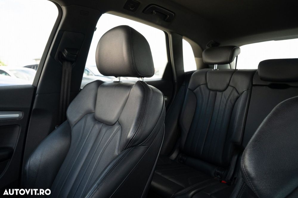 Audi Q5 35 TDI quattro S tronic design - 17
