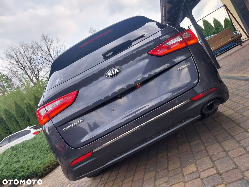 Kia Optima - 13