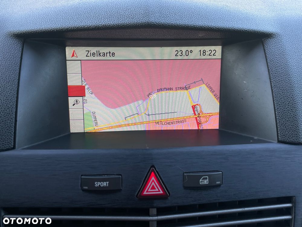 Opel Astra 2.0 Turbo Sport - 11