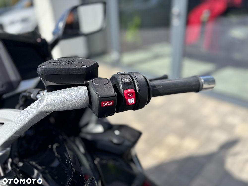 BMW K - 9