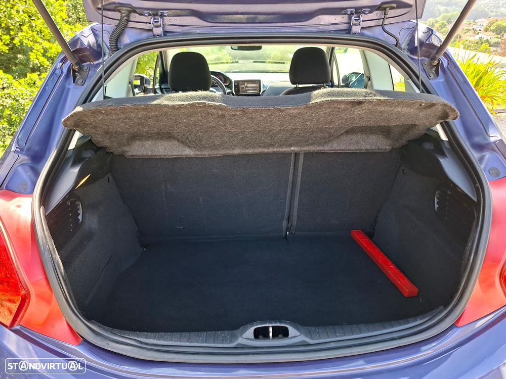 Peugeot 208 1.4 HDi Active - 16