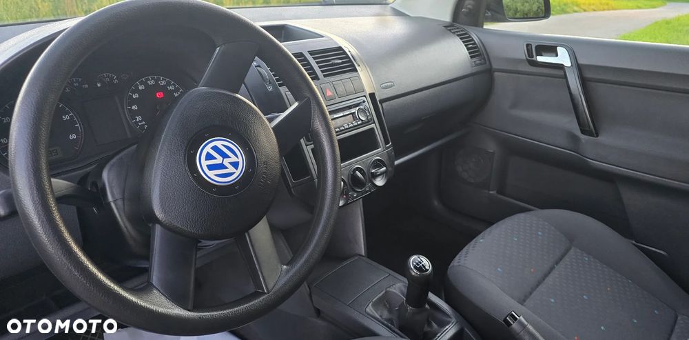 Volkswagen Polo - 10