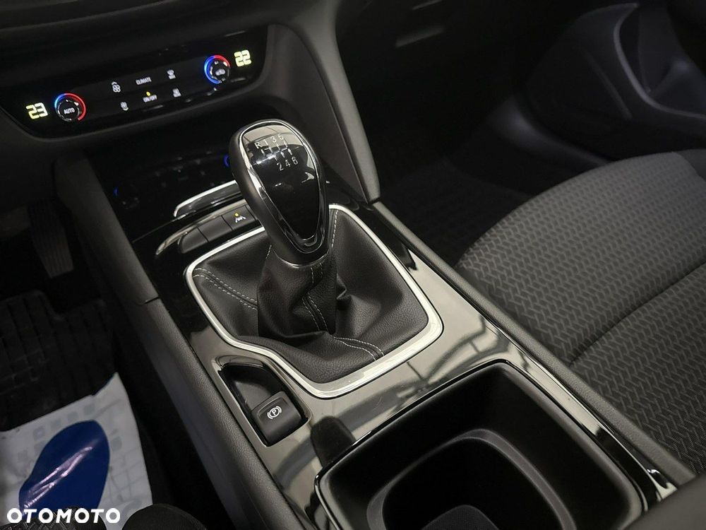 Opel Insignia - 17
