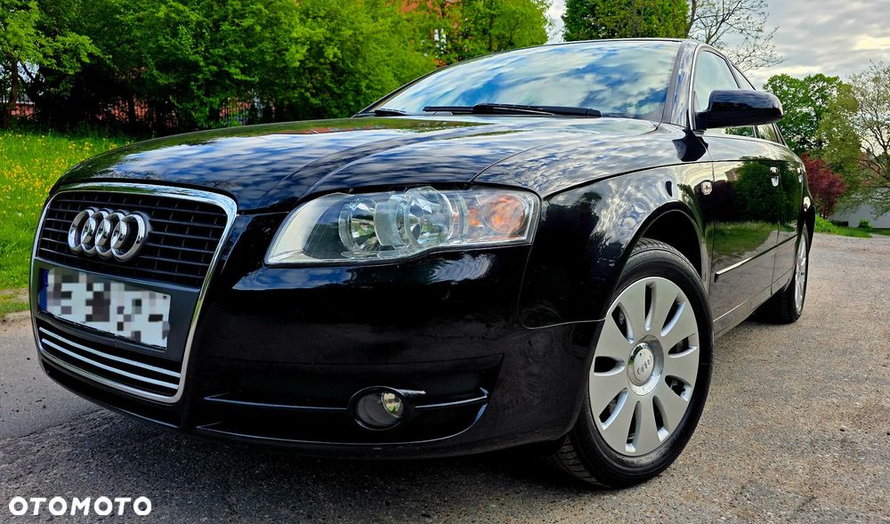 Audi A4 Limousine - 13