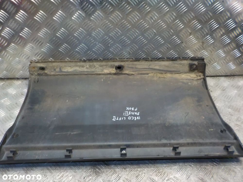 IVECO DAILY III LISTWA DRZWI PRAWA 500326821 - 3