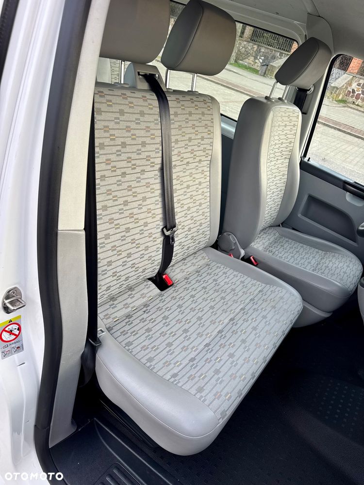 Volkswagen Caravelle - 15