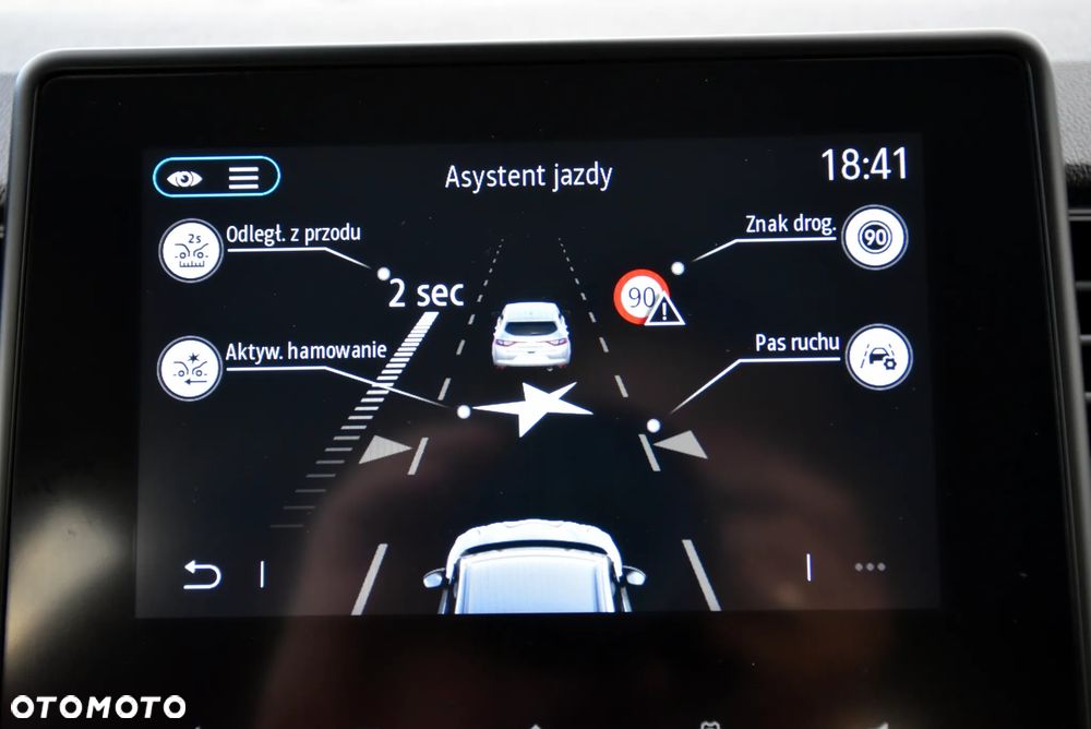 Renault Captur - 32
