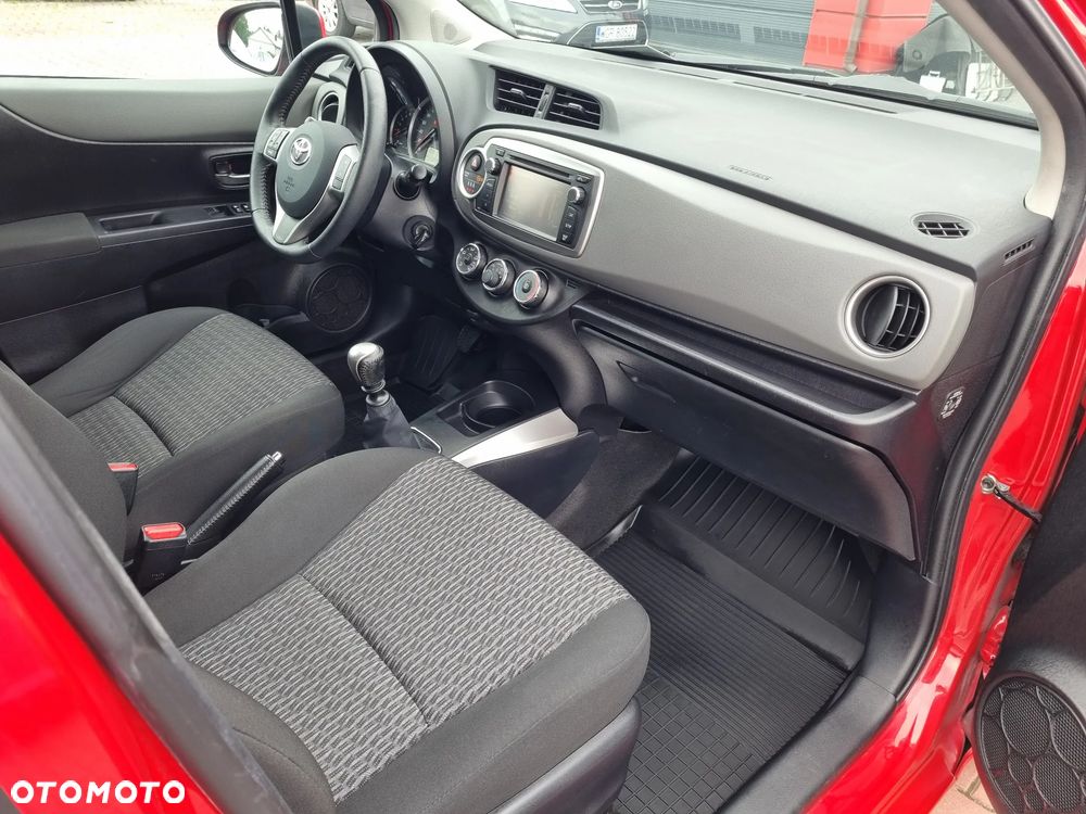 Toyota Yaris 1.33 Premium EU6 - 13