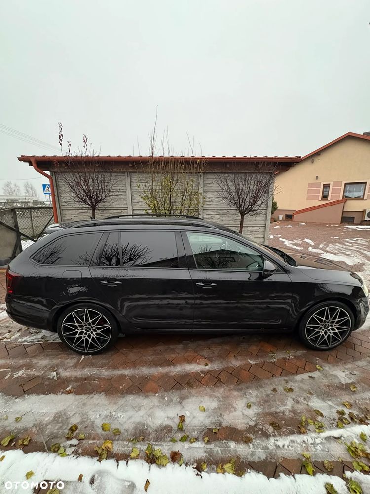 Skoda Octavia 2.0 TDI RS DSG - 4