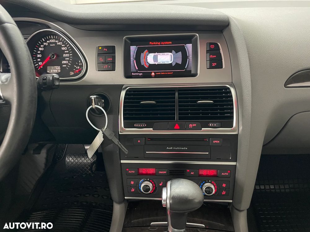 Audi Q7 3.0 TDI Quattro Tip - 23