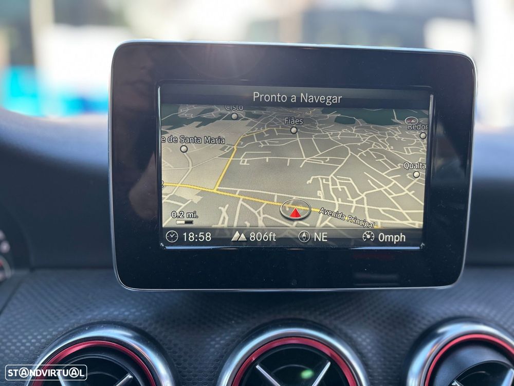 Mercedes-Benz A 180 d AMG Line - 26
