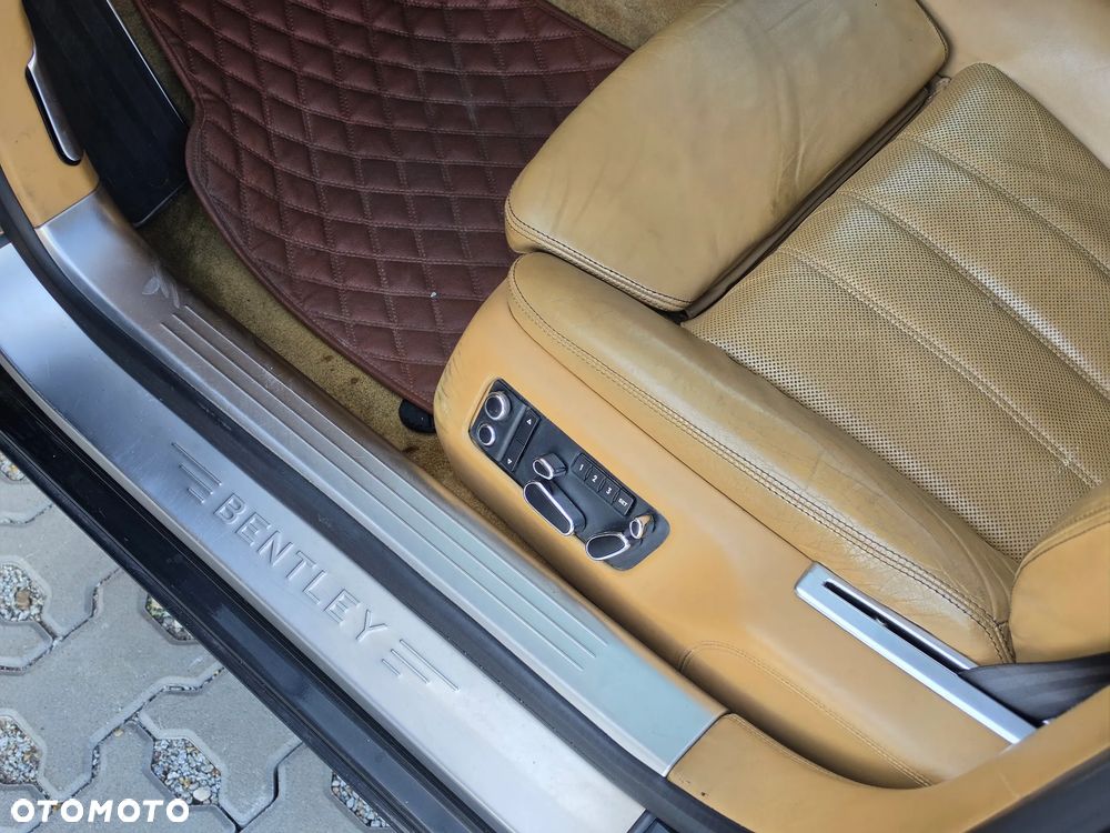 Bentley Flying Spur - 20