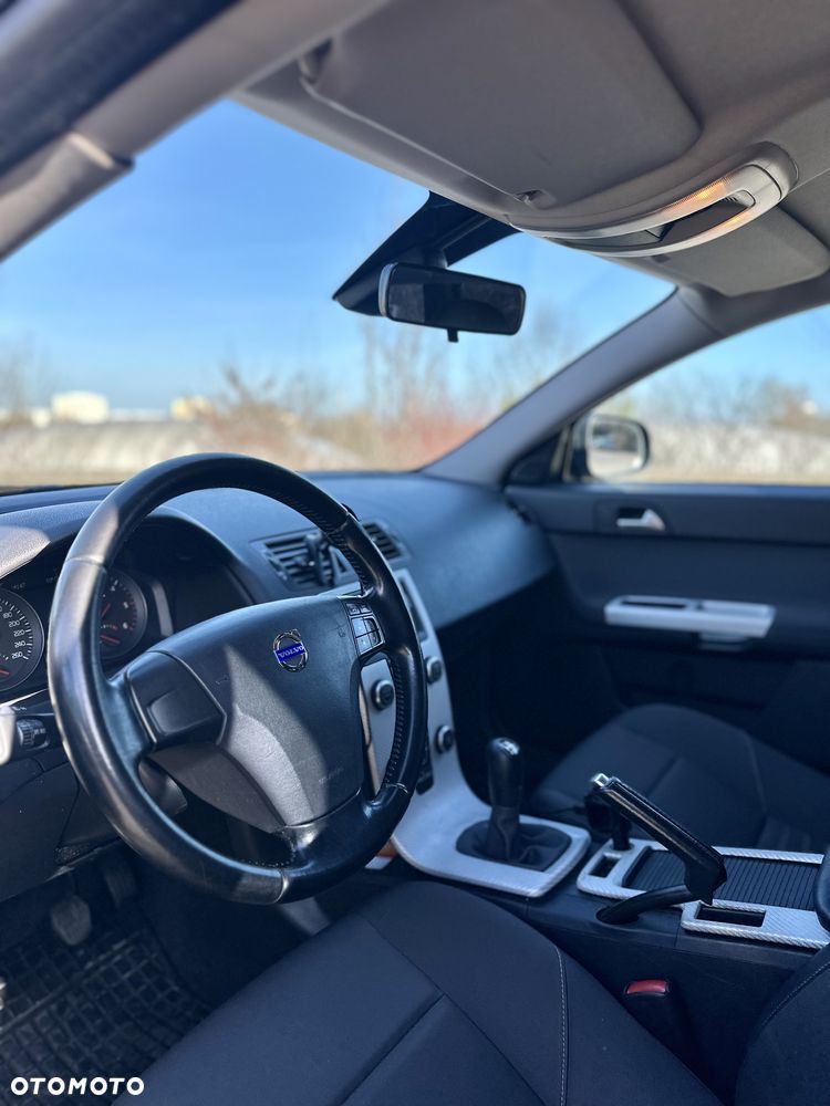 Volvo V50 D3 Kinetic - 9